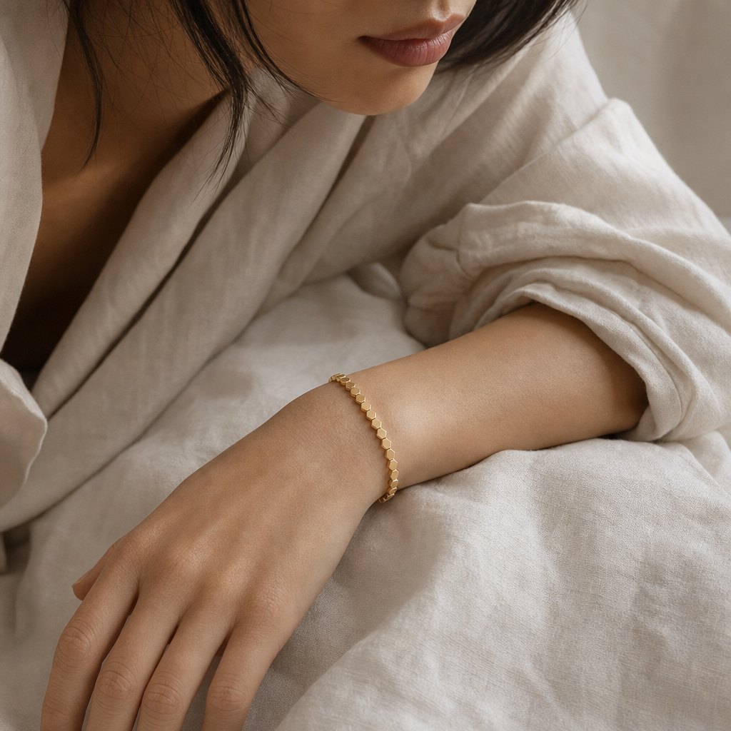 The Facet Bangle wearing close image.