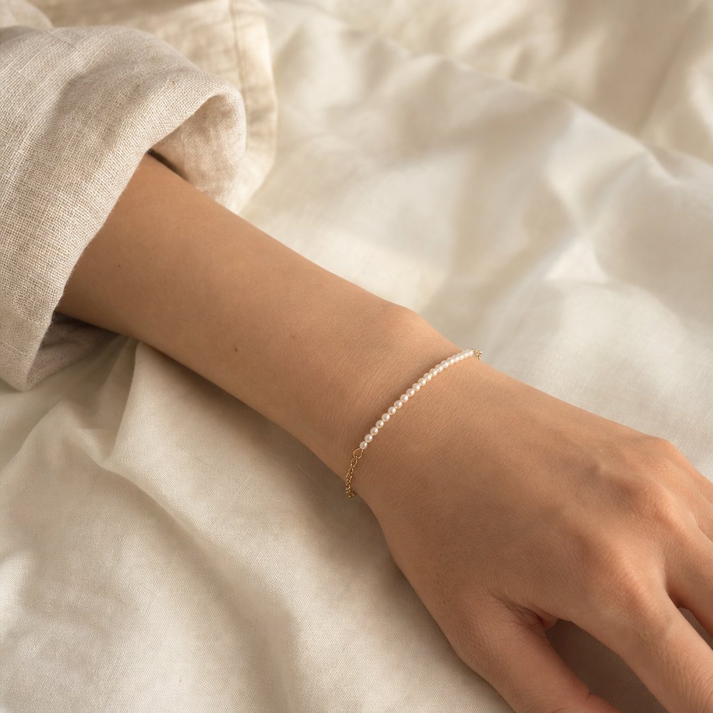 The Rice Pearl Line wearing close image.